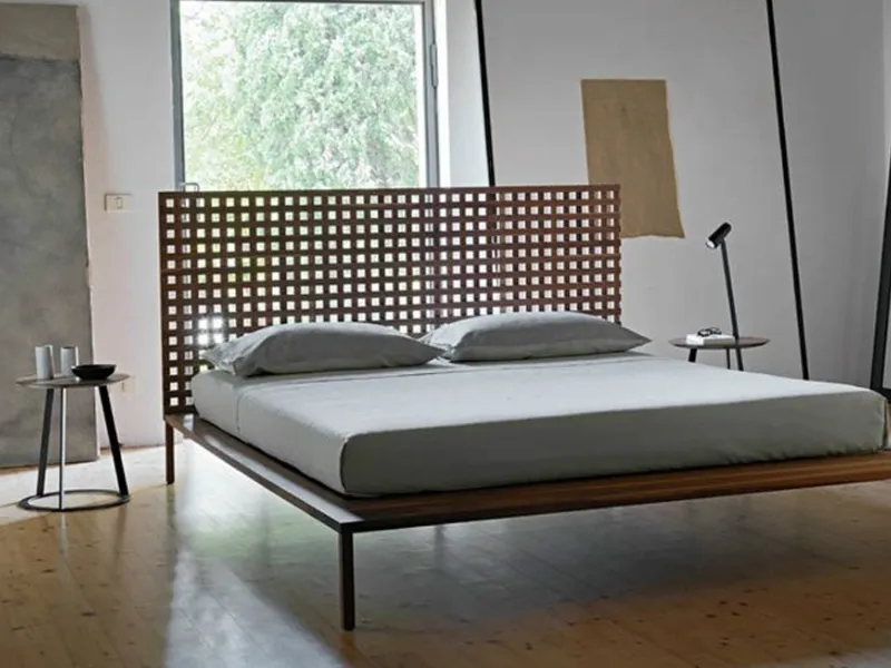 Letto matrimoniale in noce TWINE di Casamania & Horm