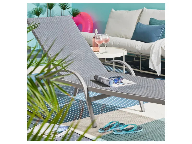 Cromie delicate ed eleganti attorno al lettino Ikea Torholmen
