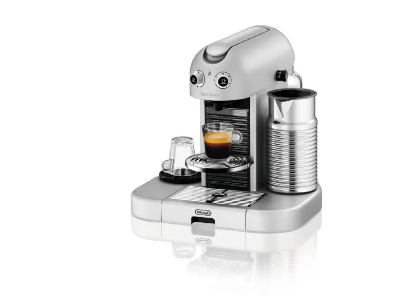 Macchina caffè Nespresso Delonghi