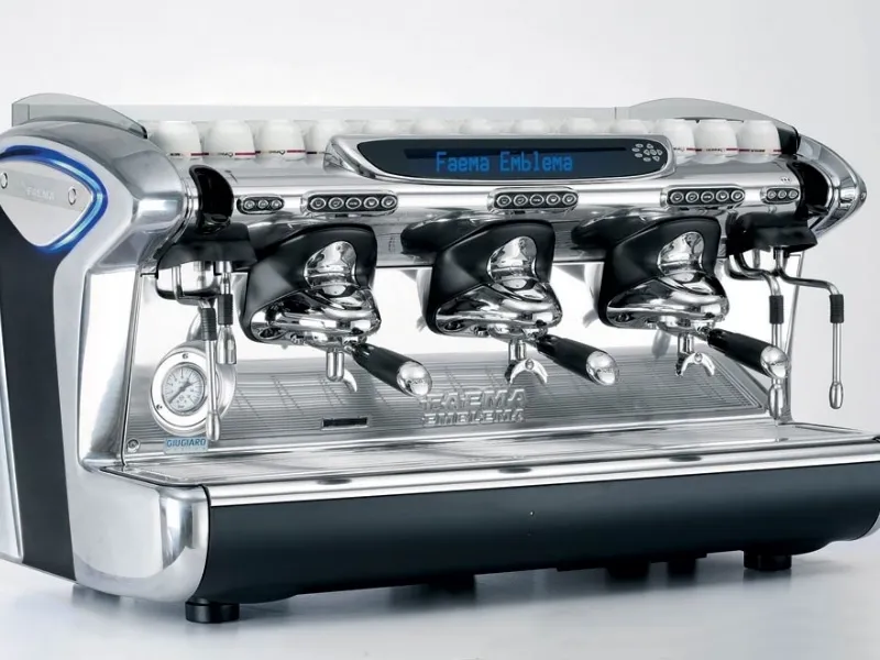 macchina da caffè usata per utilizzo commerciale