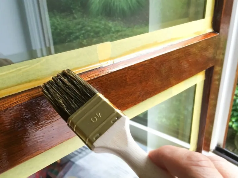 tinteggiatura finestra in legno
