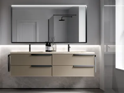 Mobile bagno con specchio grande