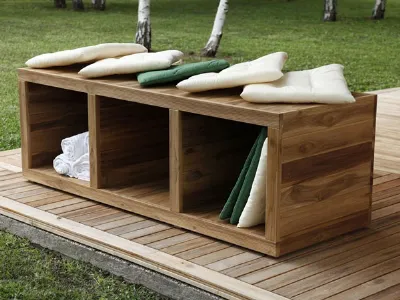 Mobili da giardino in legno