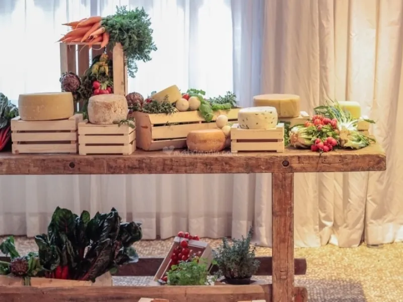 Tavolo in legno grezzo