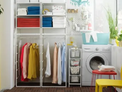 Lavanderia allestita con le proposte Ikea