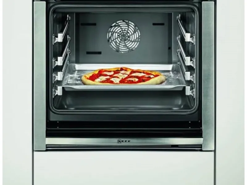Forno Neff pizza
