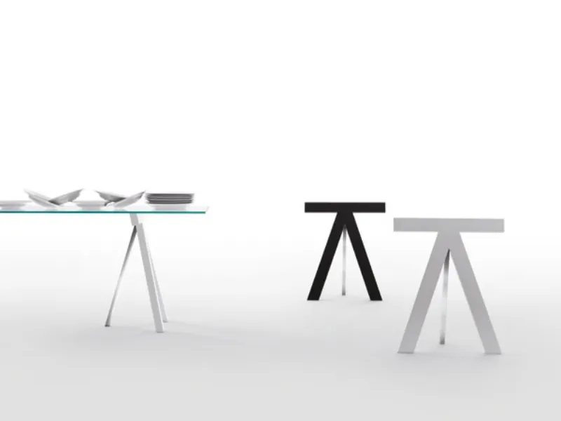tavolo con cavalletti