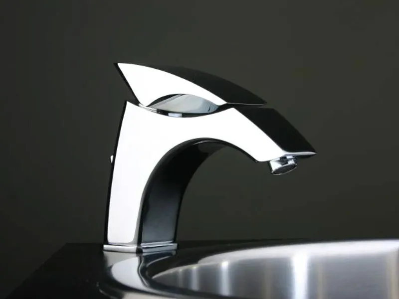 Rubinetto Indy serie Tonino Lamborghini Water Design di Rubinetterie Paini