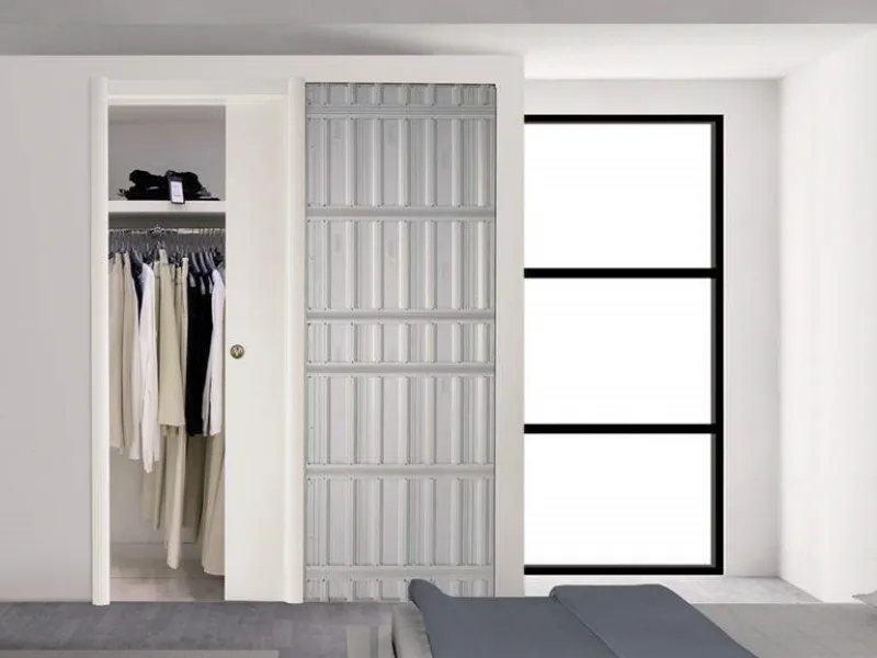 Pareti cartongesso per la cabina armadio