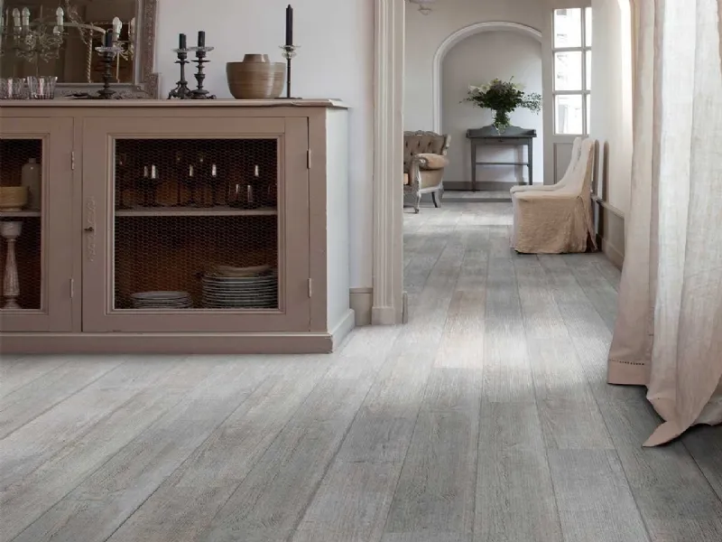 Pavimenti in pvc adesivi