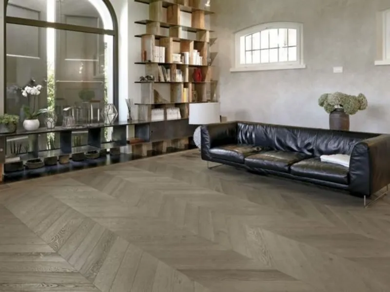 Pavimento grigio chiaro