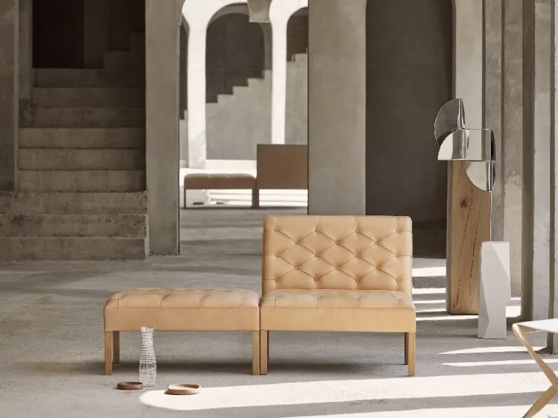 Modulare e tinto di Peach Fuzz il divano KK48650 Addition di Kaare Klint by Carl Hansen & Søn