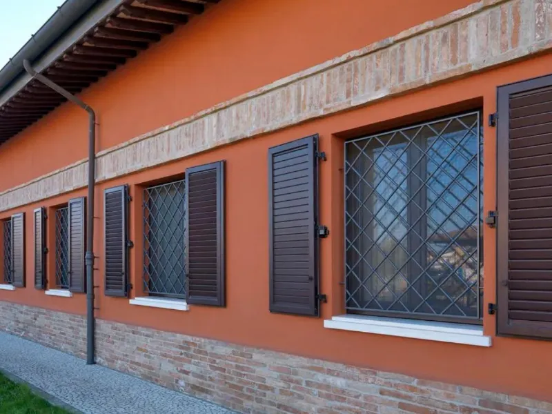 Eurall - Antiefffrazione: persiana in alluminio a lamelle orientabili