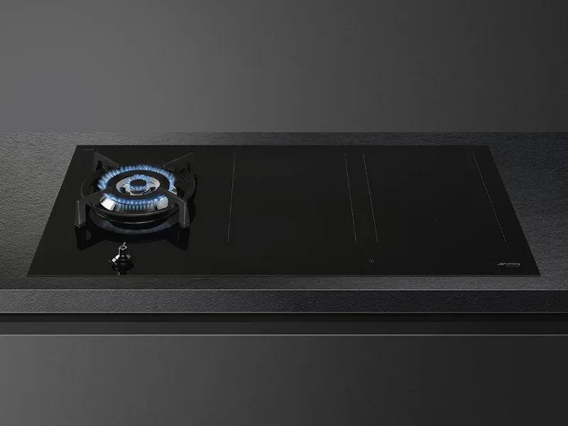 Il piano misto induzione e gas da 90 cm di Smeg