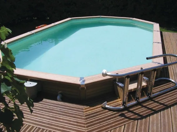 Piscine seminterrate