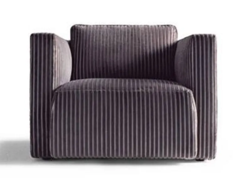 poltrona nera