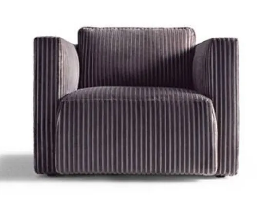 poltrona nera