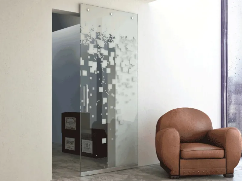 porta scorrevole in vetro decorato