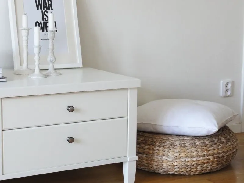 Un esempio di pouf Ikea alseda