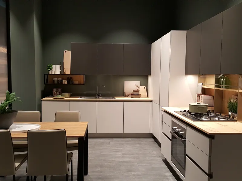 Una cucina esposta da Prezioso Casa