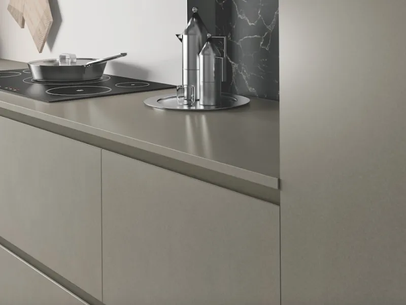 Top per cucina in Neolith® Cement Satin di Stosa