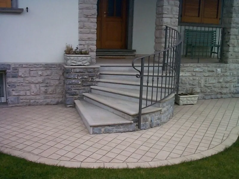 Rivestimento scale esterne