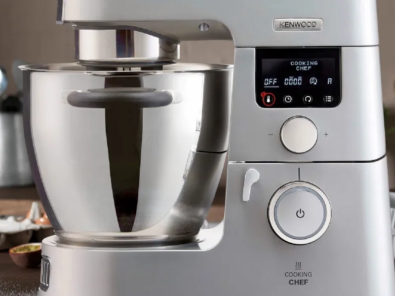 Robot da cucina con la planetaria