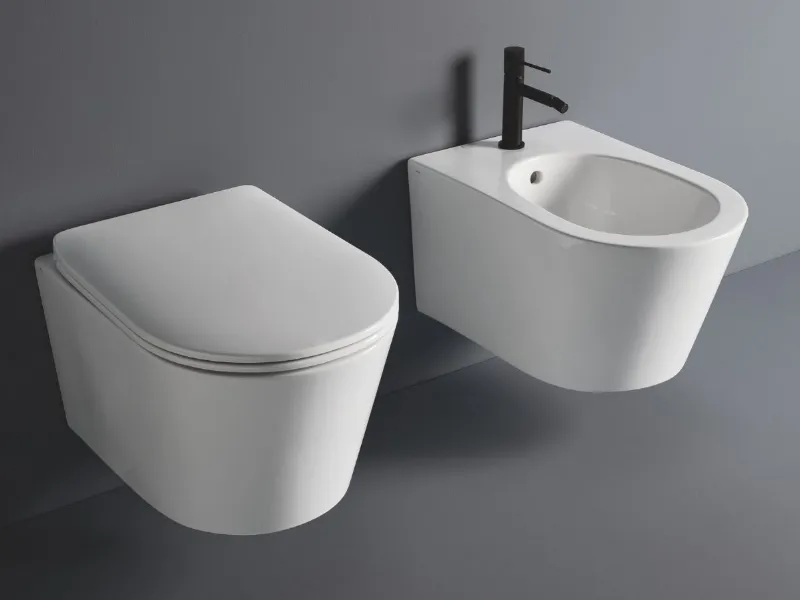 Trentanove, vaso e bidet di Spazio Colavene Axa