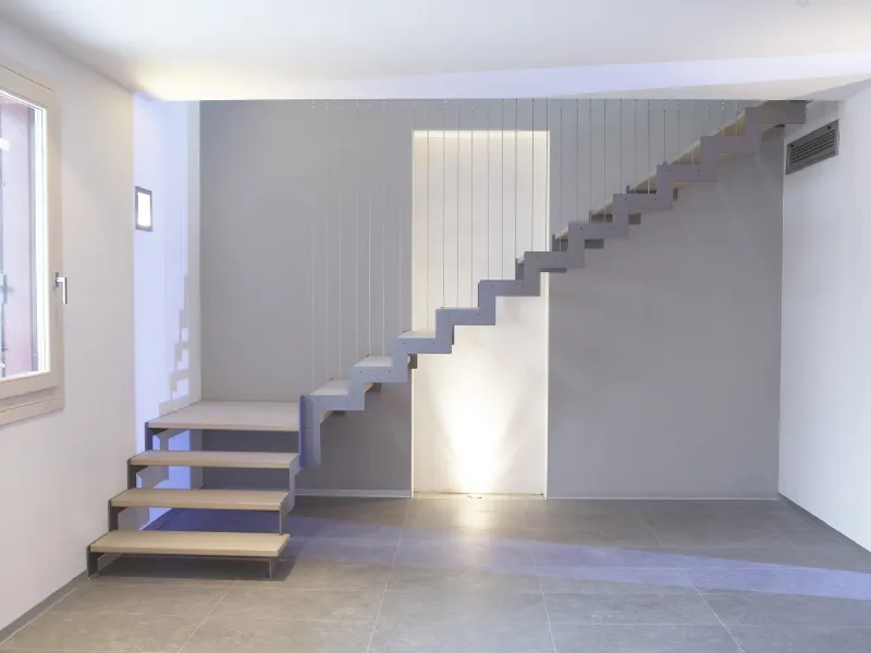 scala in ferro e vetro