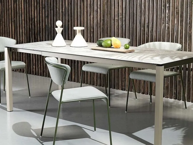 Il tavolo allungabile Pranzo di Scab Design passa da 160 a 210 cm