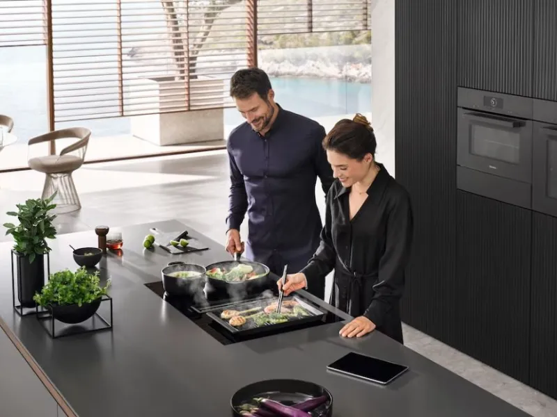 Piano cottura KMDA 7473 FL-A Silence di Miele