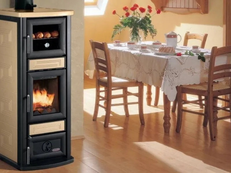 Stufa a legna con forno Palazzetti
