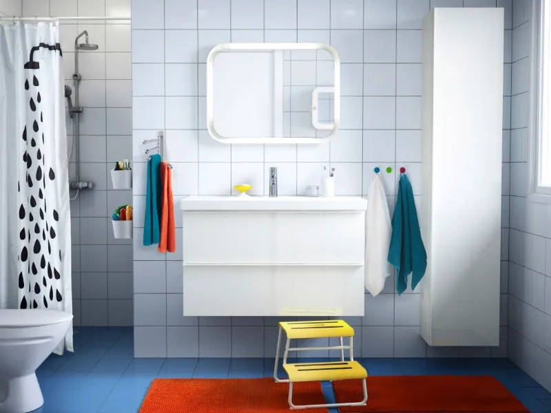 bagno con tappetto Toftbo Ikea