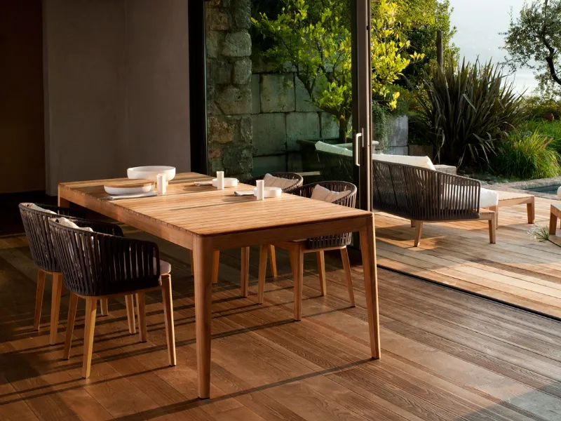 Tavoli da giardino in legno