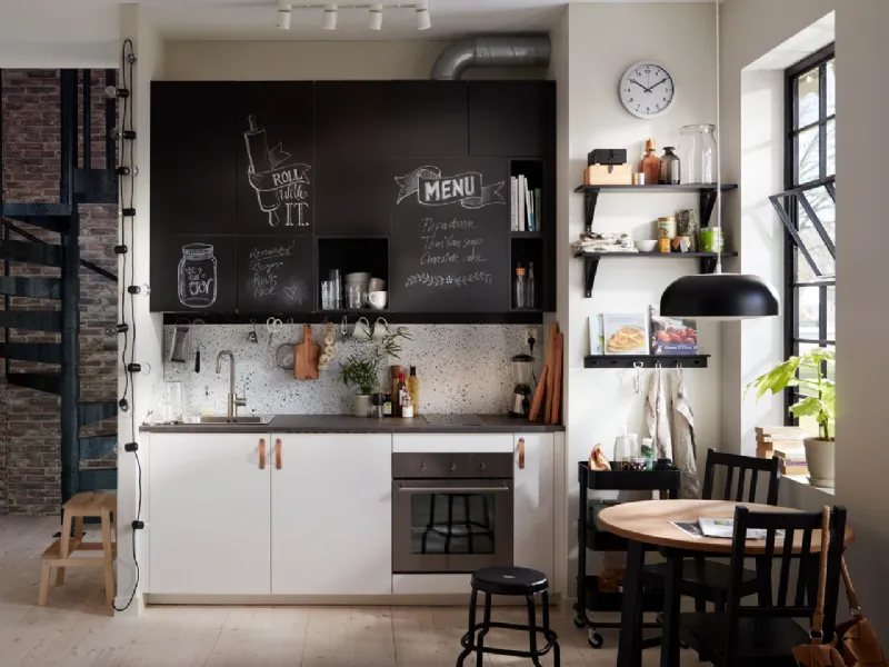 Tavoli rotondi Ikea in legno