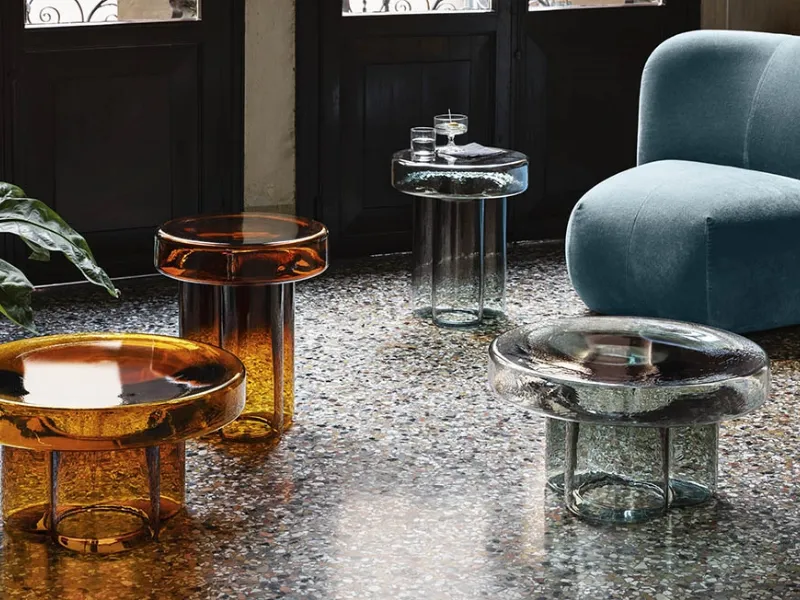 Soda, il tavolino scultura in vetro soffiato di Miniforms