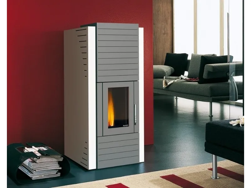 termostufa a pellet moderna