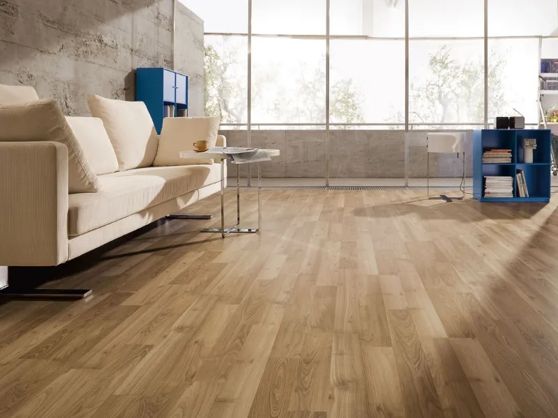 Arredamento ricercato con parquet