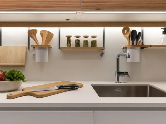 Cucina con top in laminato