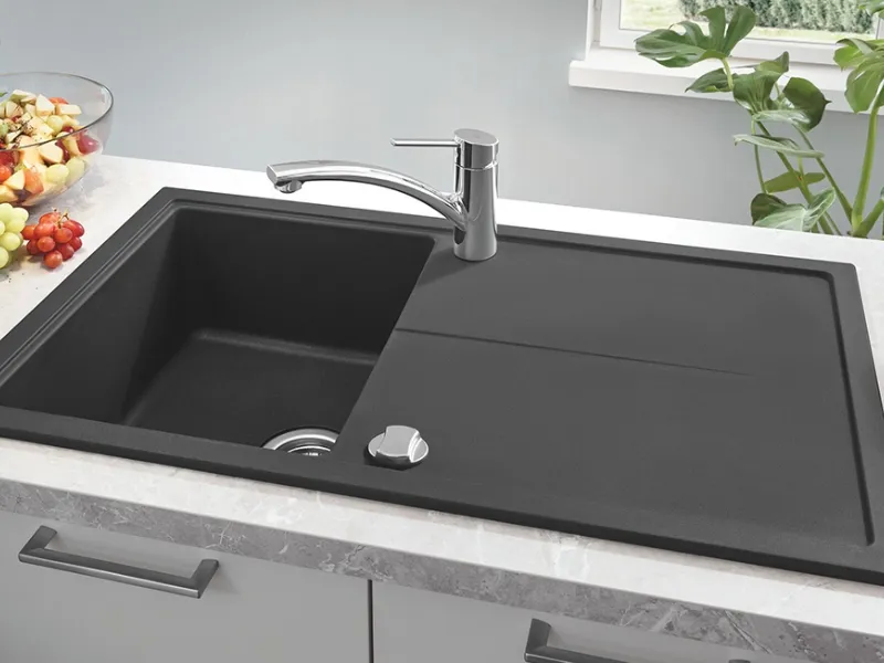 Lavello modello K400 di Grohe in quarzo composito con miscelatore monocomando