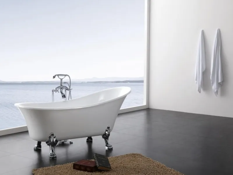 Vasche da bagno con piedini