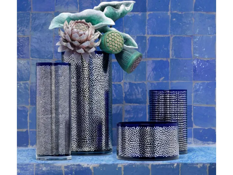 Vasi blu decorati