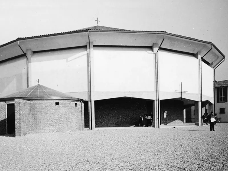 Chiesa Santa Maria Nascente, quartiere QT8 a Milano, 1953
