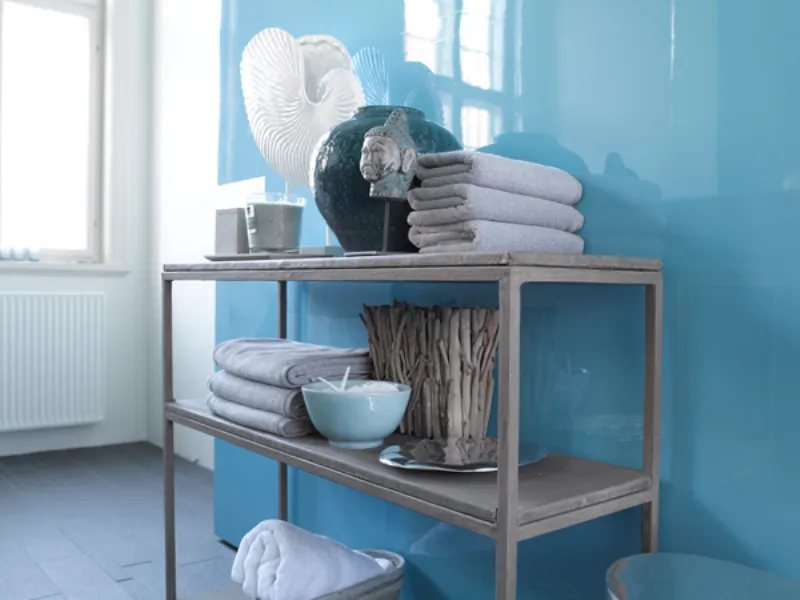 Arredamento bagno azzurro